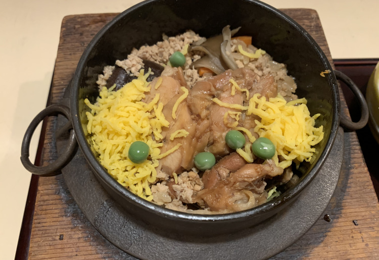 鶏五目釜めし